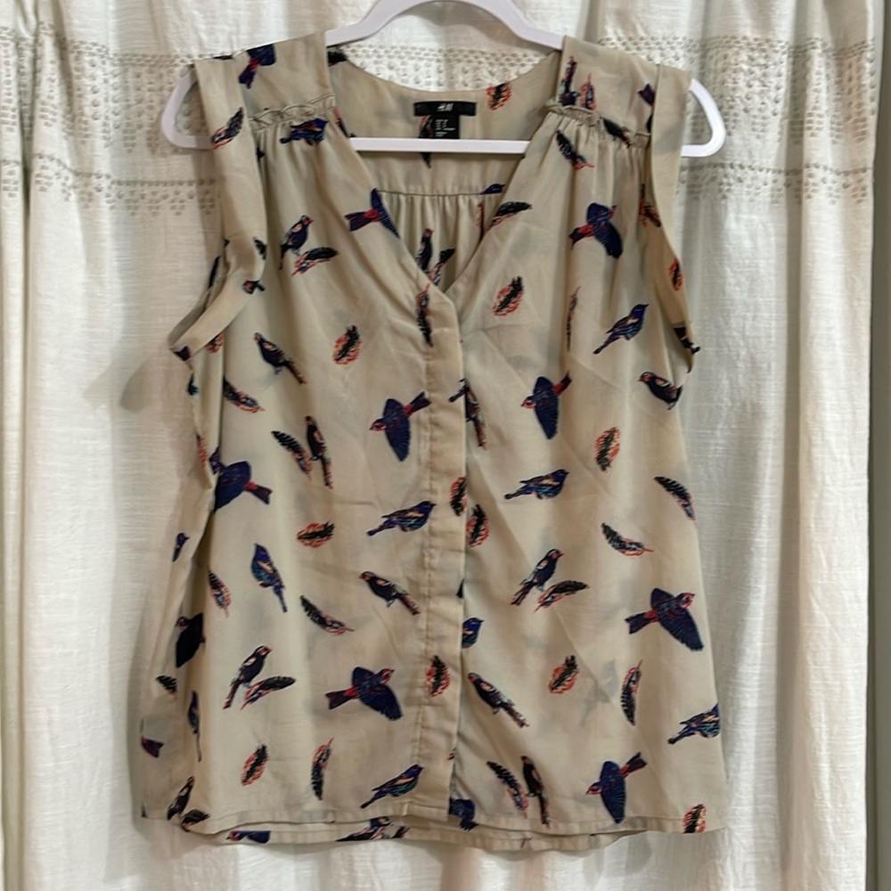 Sleeveless top